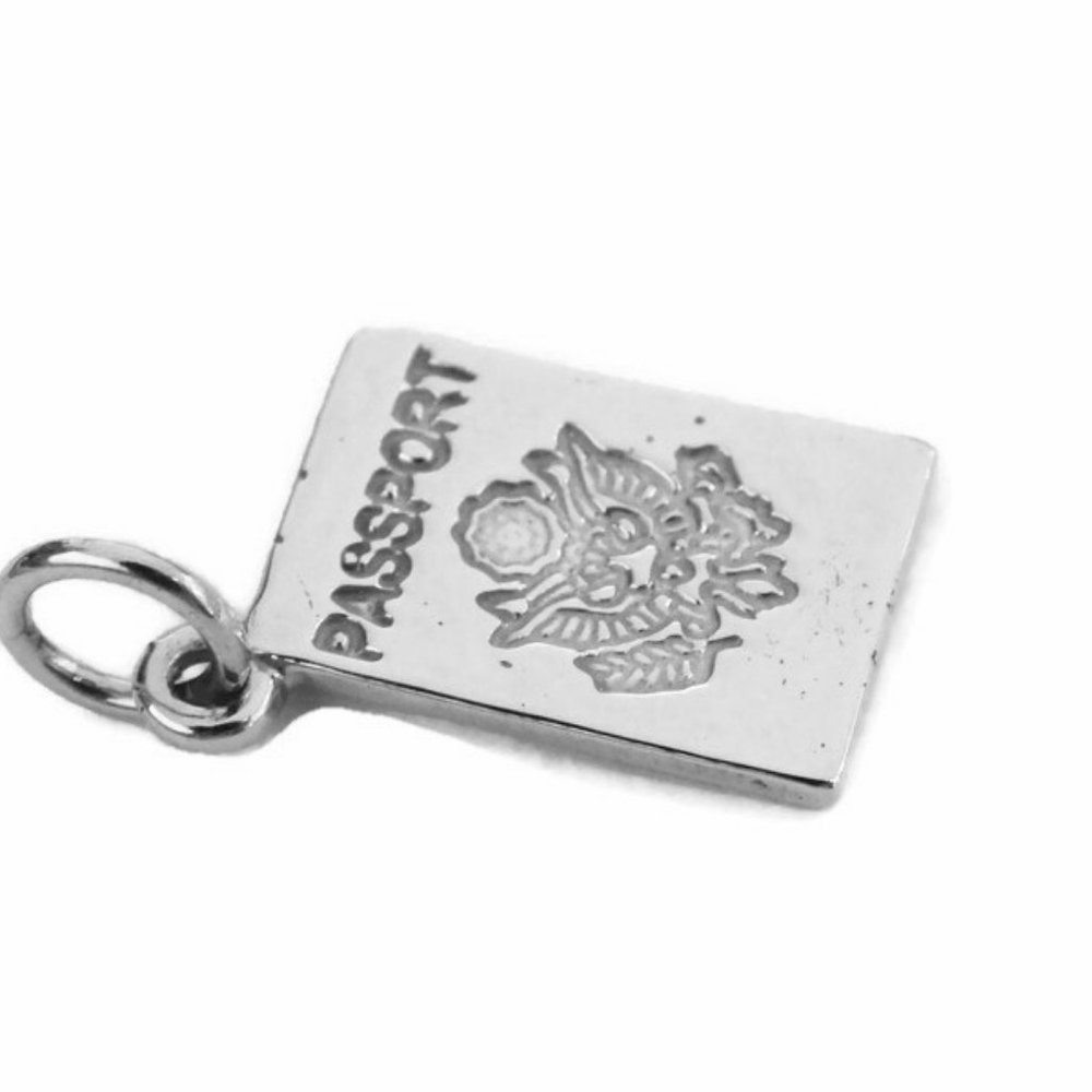 Passport Charm Pendant .925 Sterling Silver!! - Picture 2 of 3